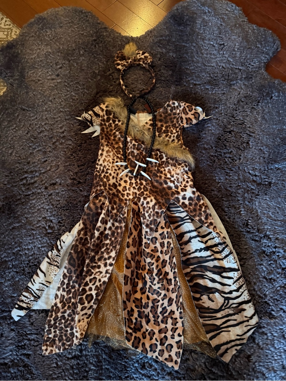 Girls Cavegirl Halloween Costume